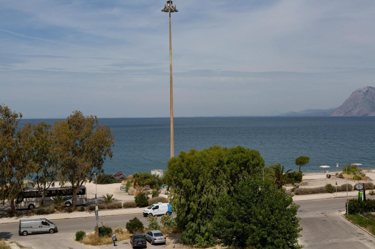 Delfini Hotel Patras Exterior foto